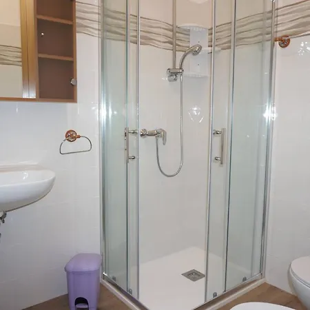 Spacious With Private Garden And Shared Pool Villa *